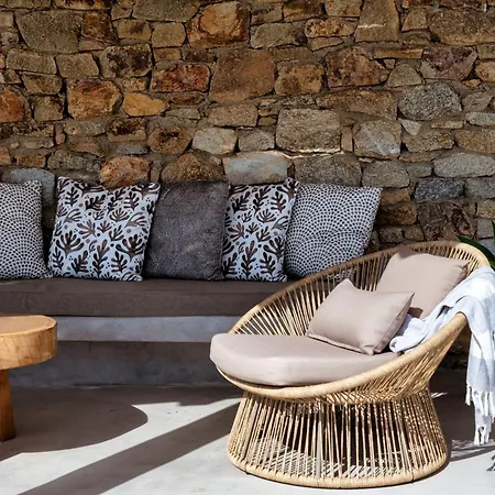 Velanos فيلة Plintri